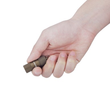 Olight - i1R 2 EOS - Lampe Porte Clé LED - Tan